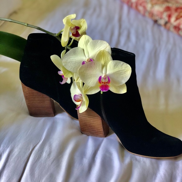 Crown Vintage Suede Ankle Booties - Picture 9 of 12